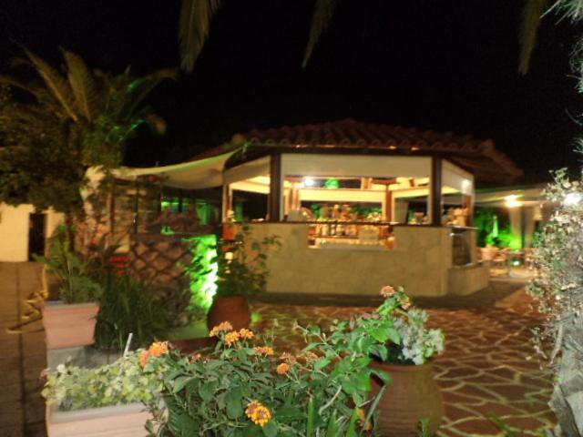 Aquarius Hotel Fourka Exterior foto