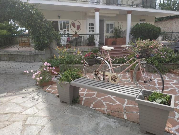 Aquarius Hotel Fourka Exterior foto
